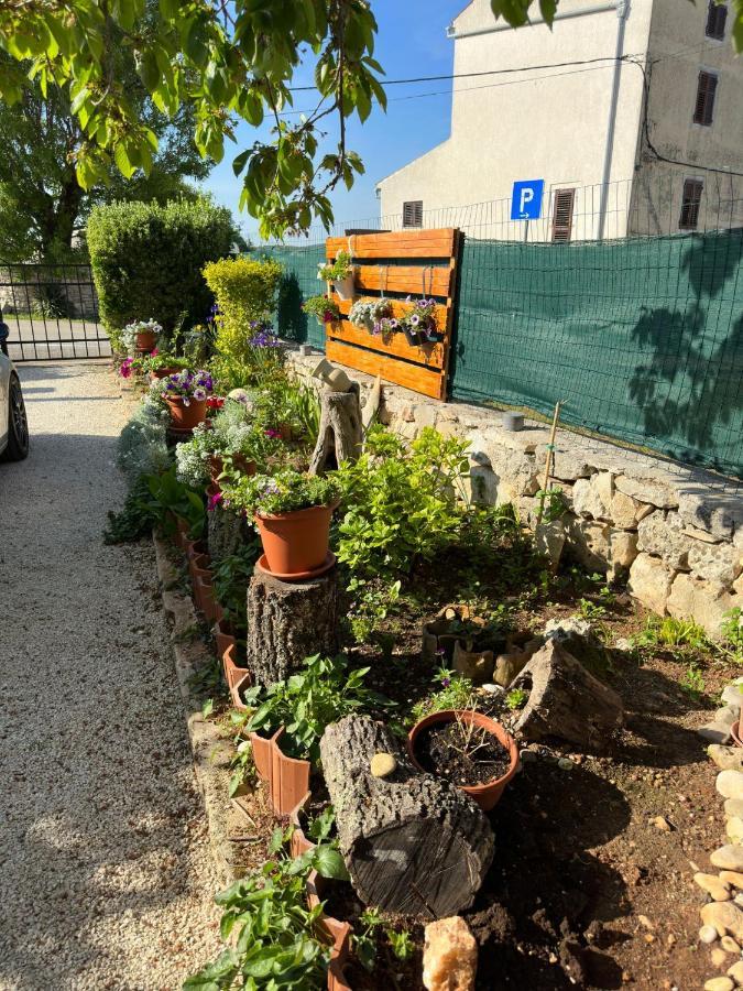 Casa Borgo Hotel Bale Exterior photo